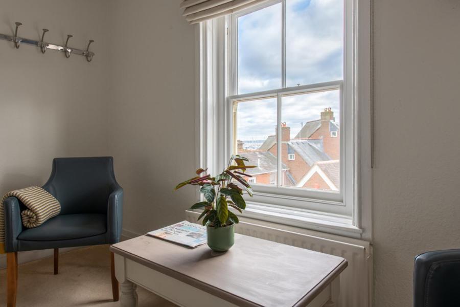 Bosuns Chair Lymington Exteriér fotografie